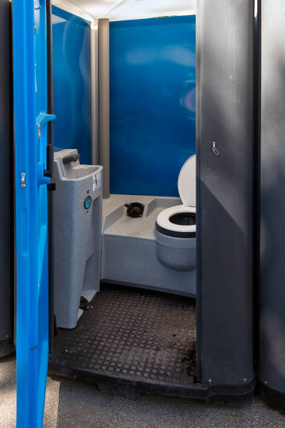 Best Portable restroom trailer rental  in Marion, KS