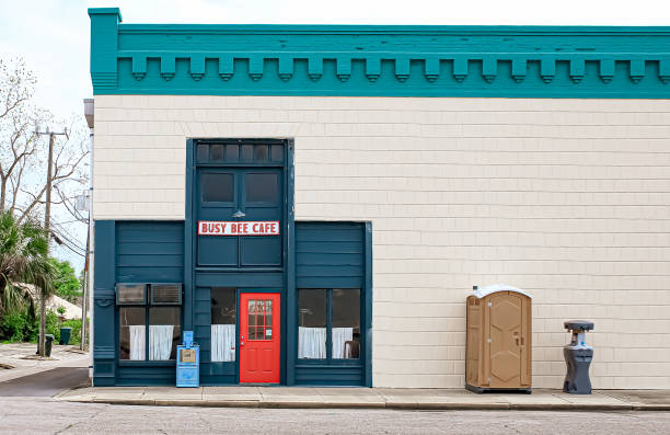 Best Luxury portable toilet rental  in Marion, KS